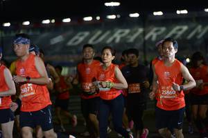 BIB: 26071, 724, 27199, 25860
                            <button type="button" onclick="openModal(10856653)" class="btn btn-primary btn-sm float-right btn-popup" data-toggle="modal" data-target=".modal-high-quality">
                        <i class="fas fa-shopping-cart"></i> Add to Cart
                    </button>
                                            <button type="button" onclick="isThisMe(10856653, true)" class="btn btn-success btn-sm float-right btn-popup btn-isme hidden" data-toggle="tooltip" data-placement="bottom" title="นี่คือรูปของคุณใช่ไหม คลิกที่นี่เพื่อเอาเข้าอัลบั้ม">
                        <i class="fas fa-plus"></i> Add to album
                    </button>
                    <button type="button" onclick="isThisMe(10856653, false)" class="btn btn-warning btn-sm float-right btn-popup btn-isnotme hidden">
                        <i class="fas fa-ban"></i> Remove from album
                    </button>